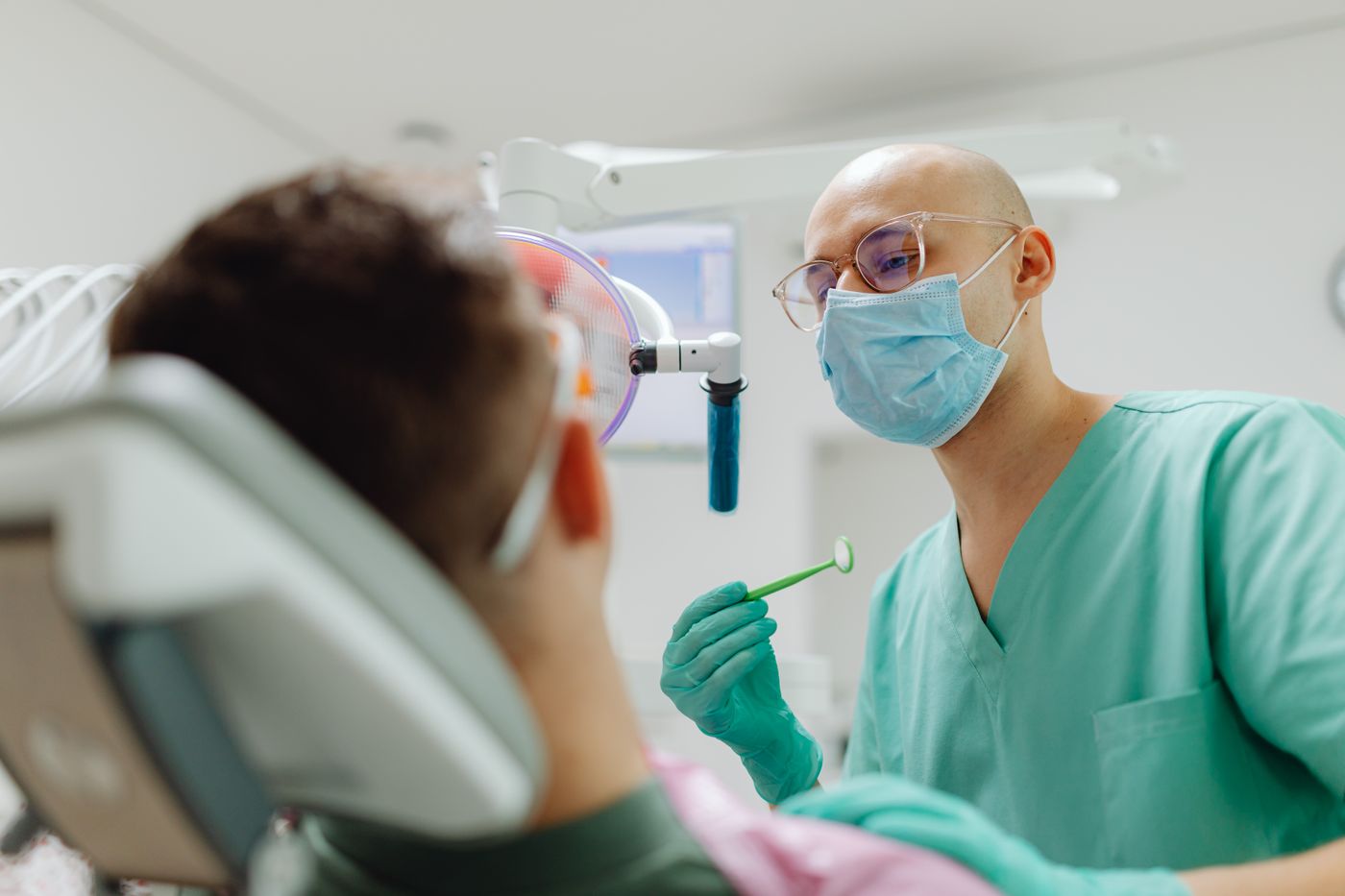 Understanding Sensitive Teeth — Dentacare dental guidance